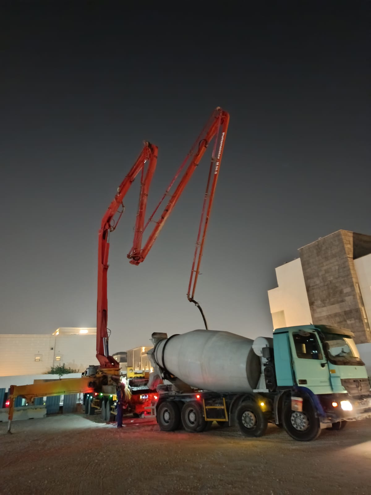 V - 392 /  روضة الحمامة